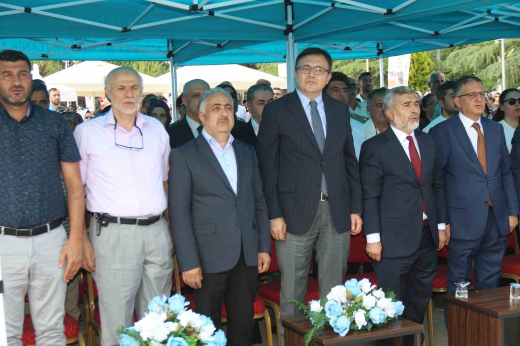 Eskişehir’de yaz Kur’an kurslarında coşkulu şenlikle taçlandı