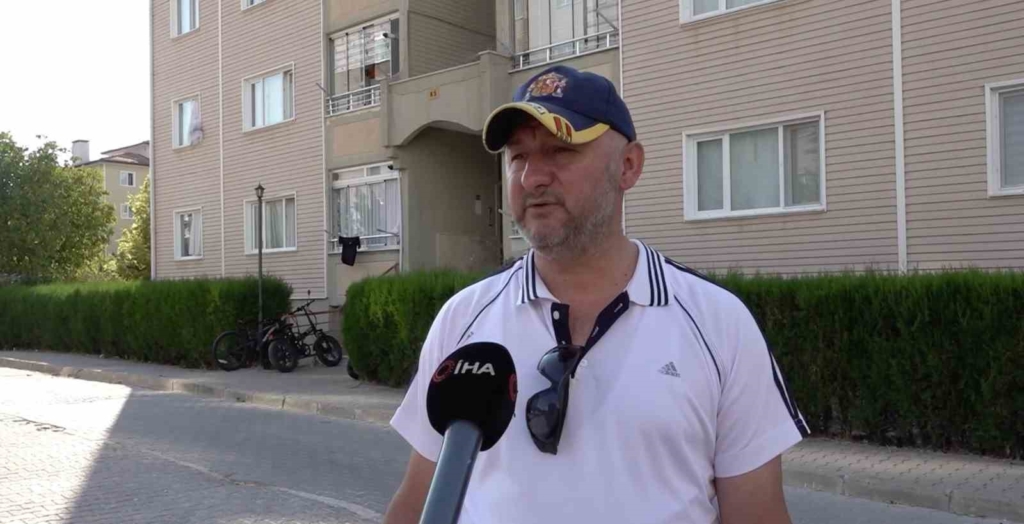 Kendini savcı olarak tanıtan kadının oyununu 8 yaşındaki çocuk bozdu