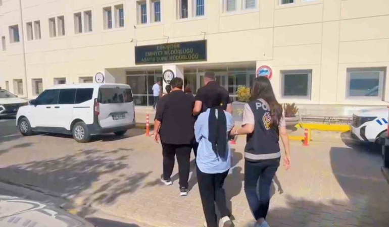 Eskişehir merkezli 19 ilde ‘sahte modem’ operasyonu: 90 şüpheli yakalandı