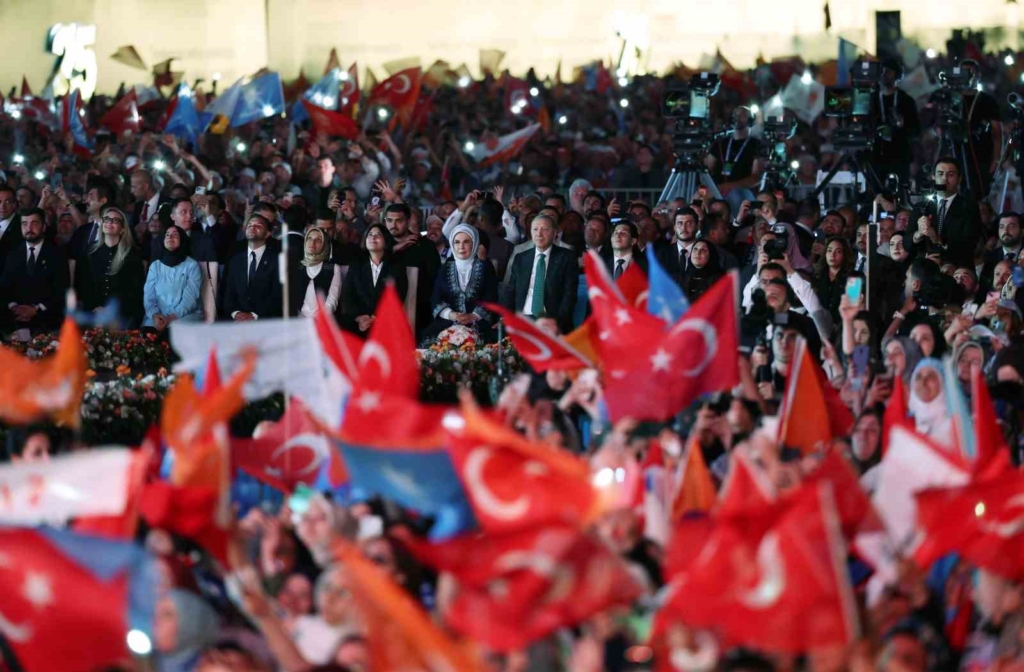 Cumhurbaşkanı Erdoğan: "Allah ömür ve sağlık verirse daha nice yıllar Türkiye’ye hizmet mücadelesi içinde olacağım"