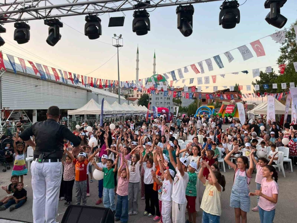 Büyükorhan’da şenlik coşkusu