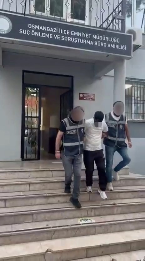 Bursa’da kesinleşmiş hapis cezası bulunan 4 şahıs yakalandı