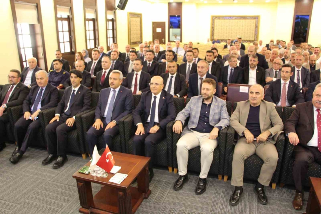 Bakan Şimşek Rize’de
