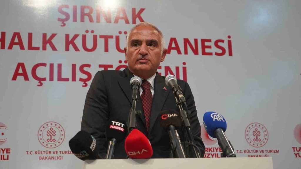 Bakan Ersoy: "Kütüphaneler artık yalnızca kitap okunan yerler değil araştırmanın, üretimin, inovasyonun ve kültürel gelişimin merkezi haline geldi"