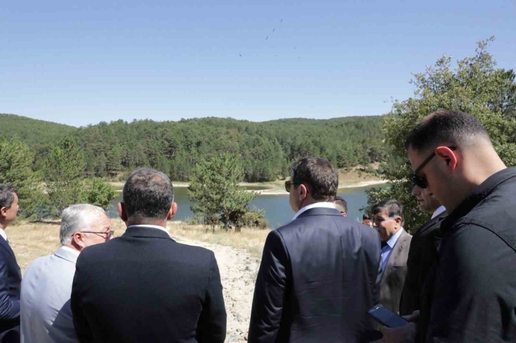 Vali Işın, Kayı Köyü Göleti’nde incelemelerde bulundu