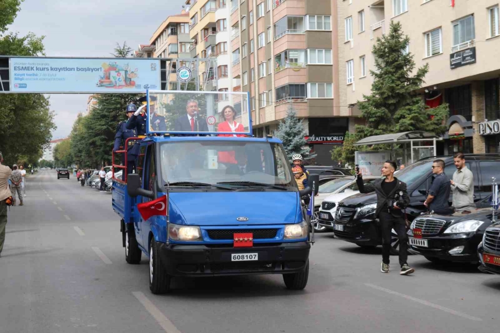 Eskişehir’de Zafer Bayramı törenlerle kutlandı