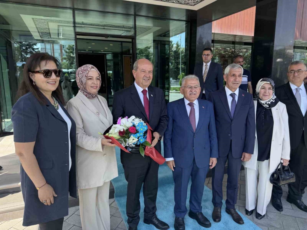 KKTC 5. Cumhurbaşkanı Tatar: "Kıbrıs’ta iki devletli çözüm, Kıbrıs Türk halkının güven ve huzur içerisinde yaşayabileceği modeldir"