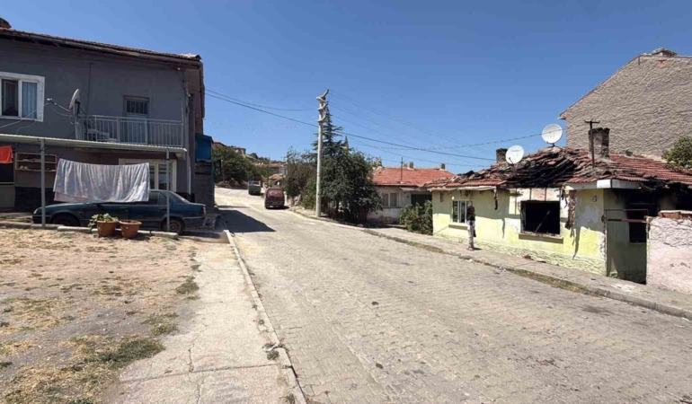 Eskişehir’de silahlı kavganın ardından ev kundaklandı iddiası
