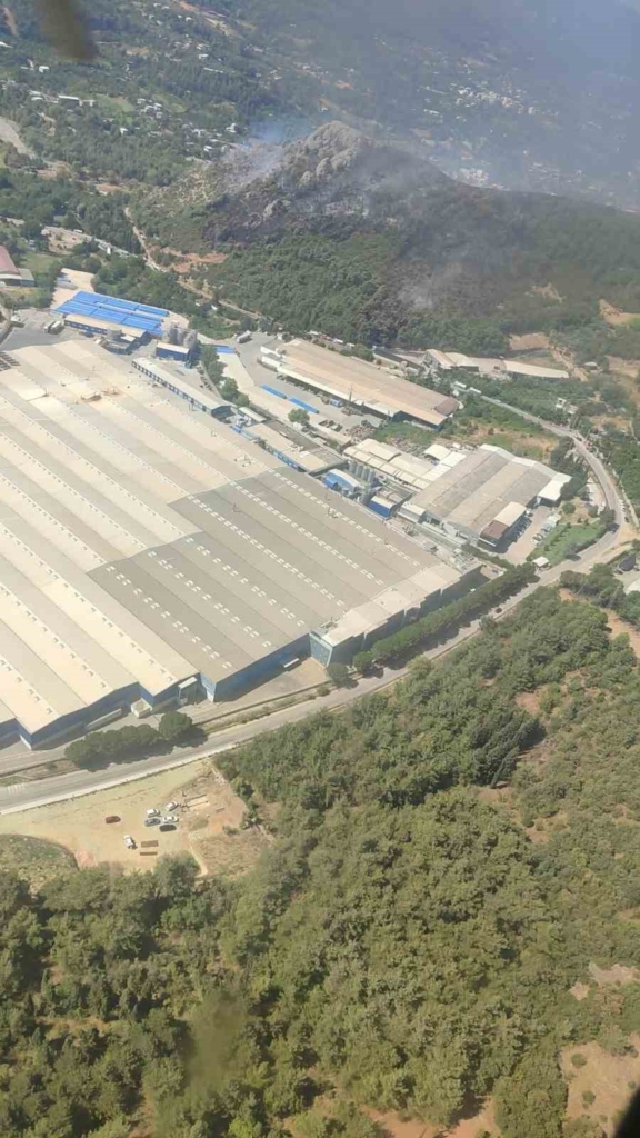 Uludağ’ın eteklerinde 3 ayrı noktadaki orman yangını kontrol altına alındı