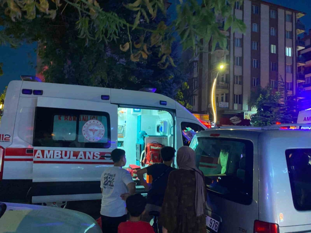 6. kattaki balkondan düşen 2 yaşındaki çocuk ağır yaralandı