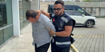 Semt pazarında elle tacize tutuklama