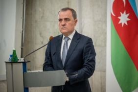 Azerbaycanlı Bakan Bayramov: "İhtiyaç duyulması halinde Ukrayna’ya da doğal gaz tedarik etmeye hazırız"