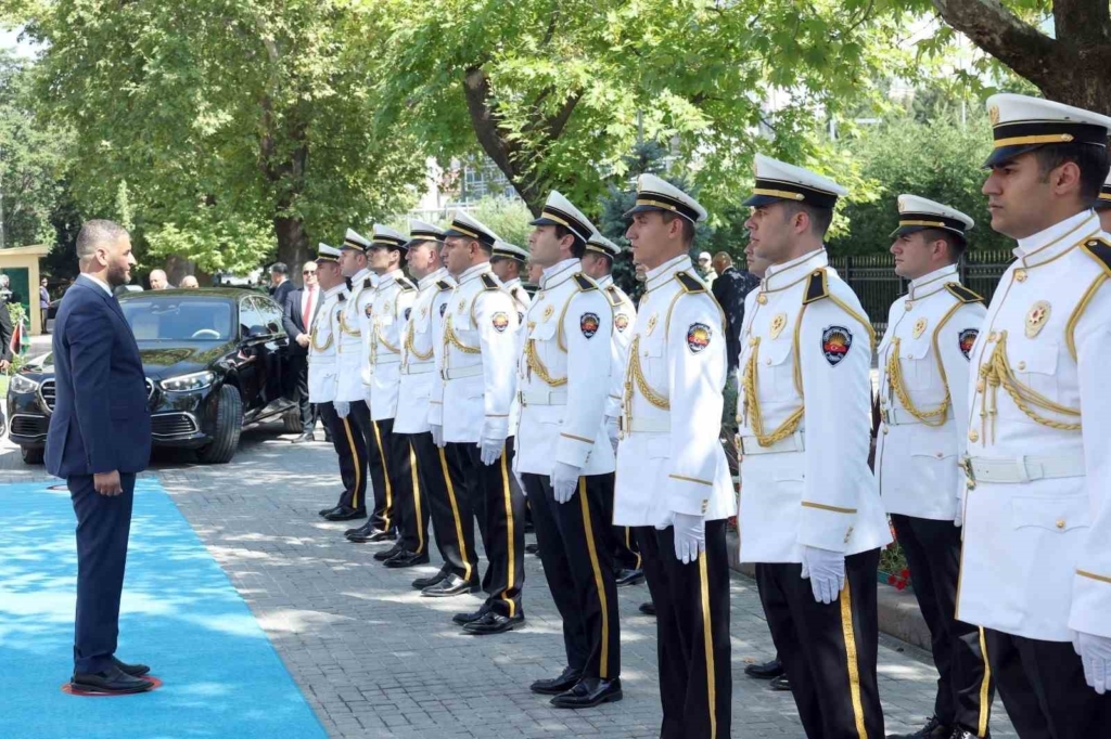 Bakan Çiftçi, Libyalı mevkidaşı ile bir araya geldi