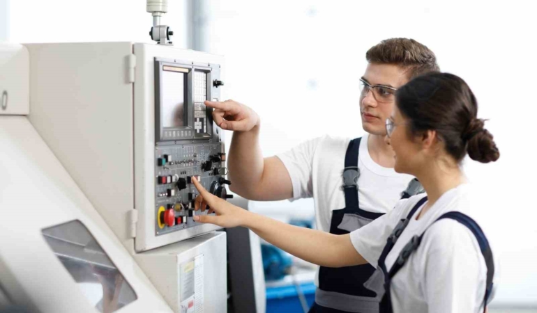 Coşkunöz Eğitim Vakfı’nın İmalat Teknolojileri Eğitim Programı’na başvurular başladı