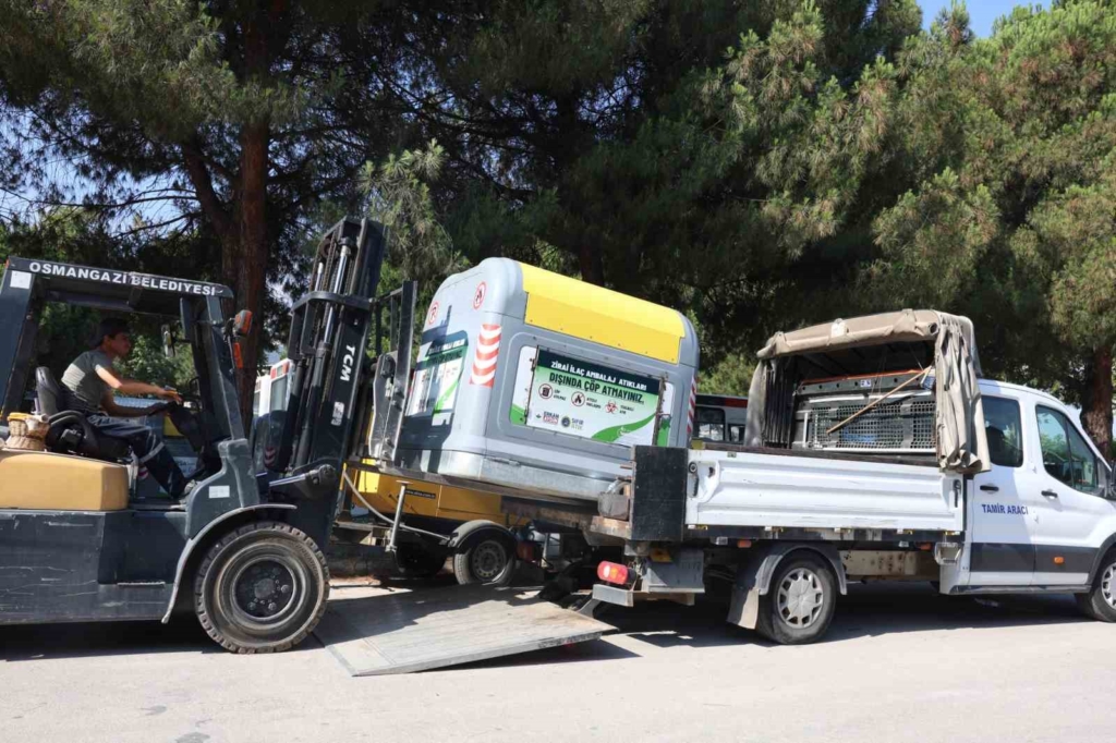Osmangazi’de zirai atıklar artık doğaya değil geri dönüşüme gidiyor