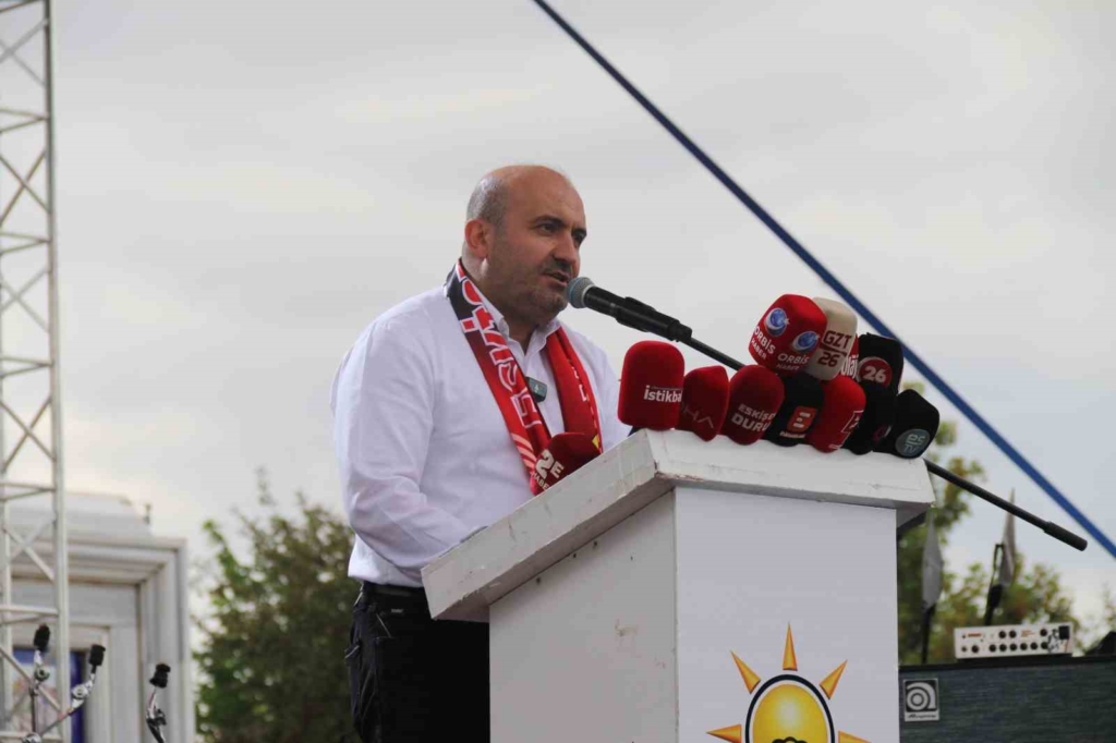 Bakan Bayraktar: "Önümüzdeki birkaç ay içerisinde Akkuyu’dan ilk elektriği üreteceğiz"