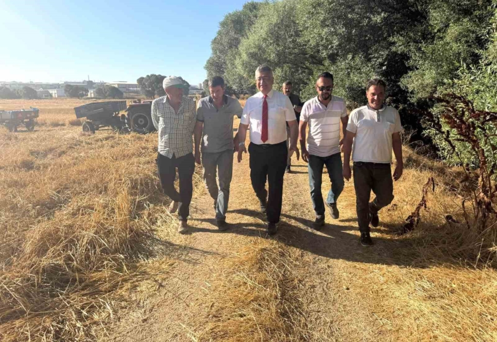 Kütahya’da ’üniversite ile tarla arasında gönül köprüsü’ kuruldu