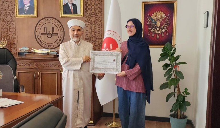 İtalya uyruklu Annachiara Ferrara, Eskişehir’de Müslüman oldu
