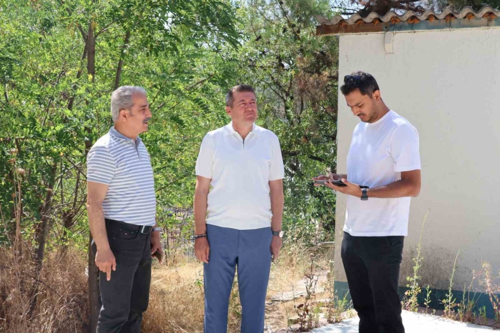 İl Müdürü Şimşek’ten okulun yeni spor alanı projesine inceleme