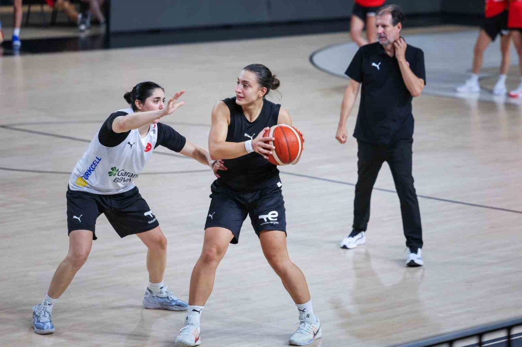 FIBA 2026 Kadınlar Basketbol Dünya Kupası’nda mücadele edecek A Milli Kadın Takımı, hazırlıklarını sürdürüyor