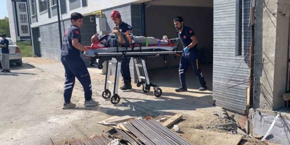 Krikodan kayan aracın altında kalan şahıs ağır yaralandı