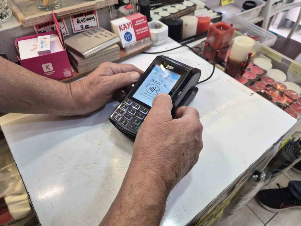 POS makinelerindeki yüksek komisyon oranı esnafı zorluyor