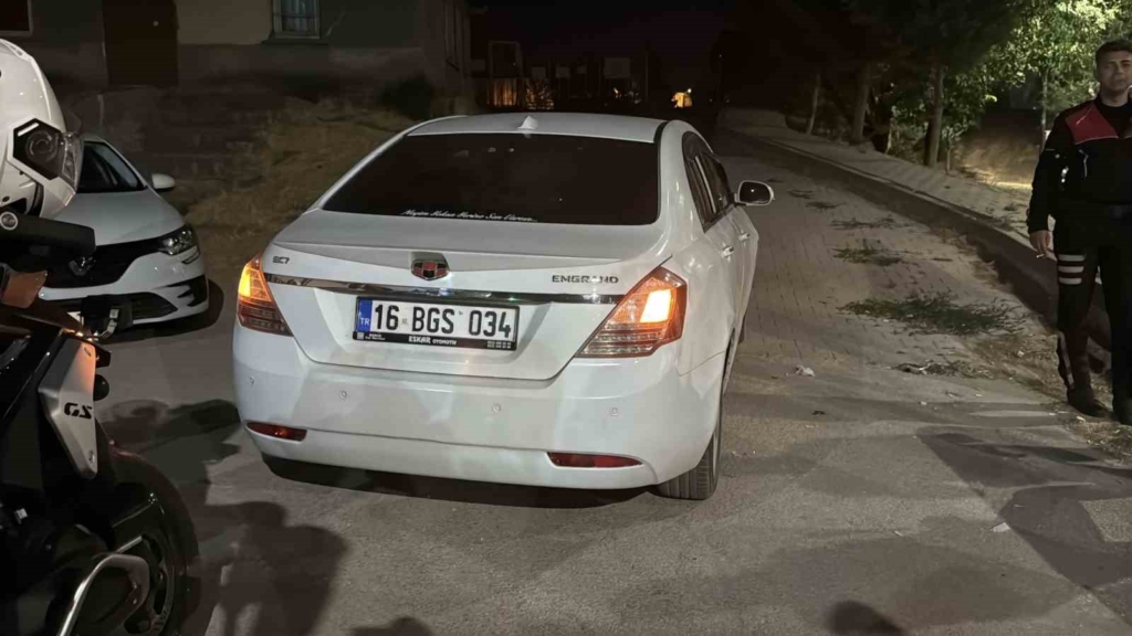 ’Dur’ ihtarına uymayan 19 yaşındaki alkollü sürücüye 202 bin TL ceza