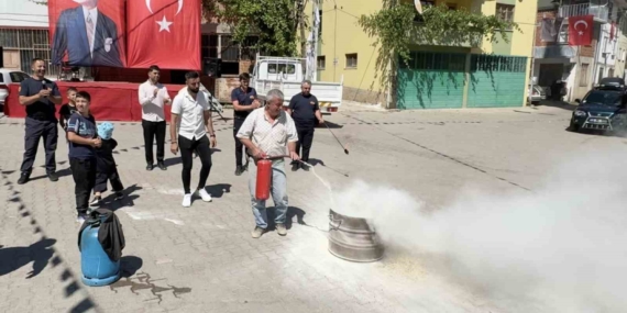 Köyde kendi yangın söndürme sistemini kurdular, itfaiyeden eğitim aldılar