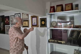 49 ülke ve 80 şehir gezerek yarım asırdır tarihi eser topluyor