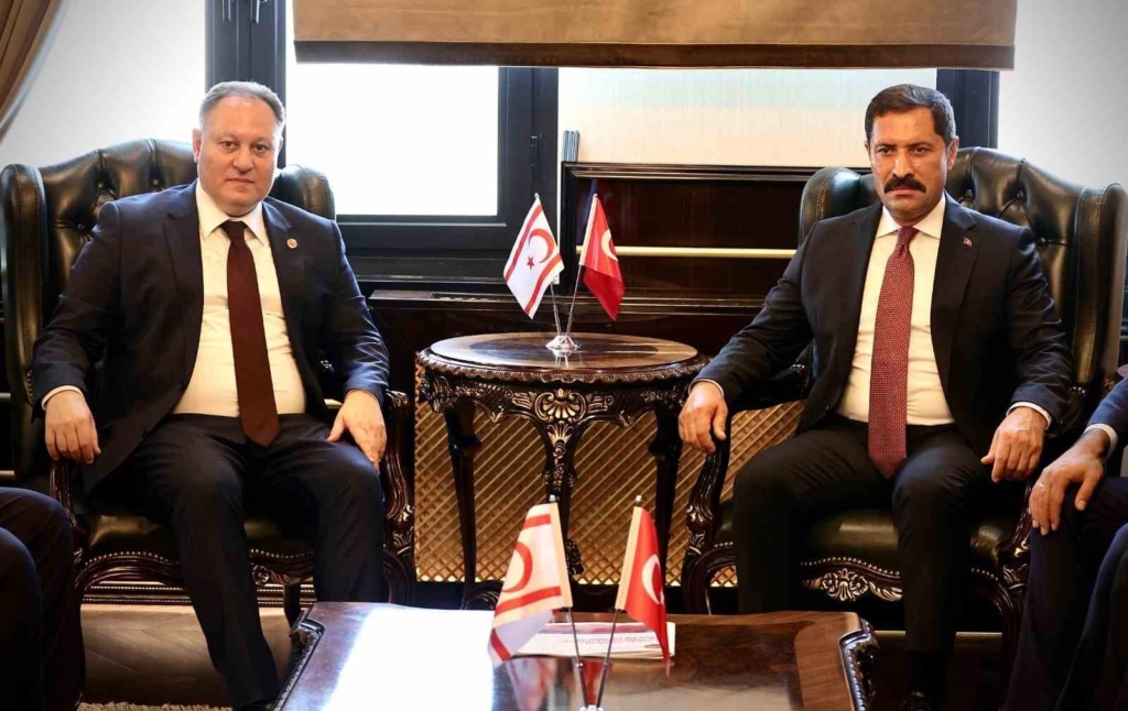 KKTC Cumhuriyet Meclisi Başkanı Öztürkler: "Bizler egemen eşitliğimizden ve eşit uluslararası statümüzden asla taviz vermeyeceğiz"