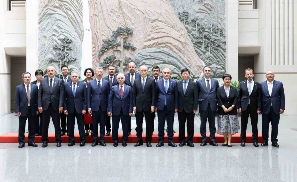 Anayasa Mahkemesi Başkanı Özkaya’dan Çin’e çalışma ziyareti