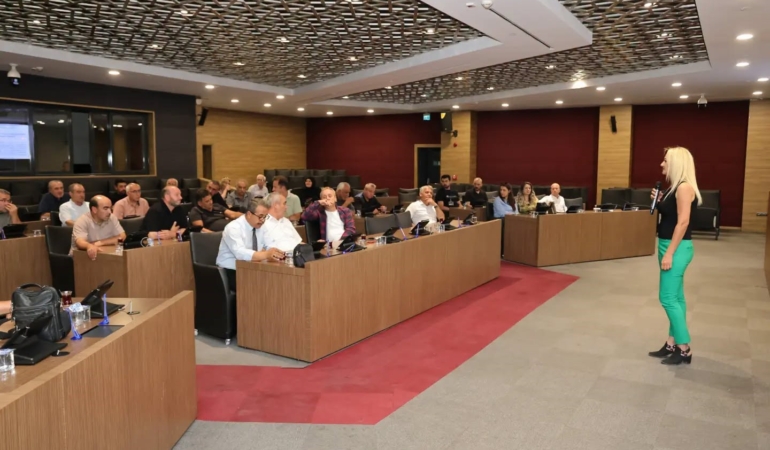 Kütahya’da mahalle muhtarlarına Depozito Yönetim Sistemi anlatıldı