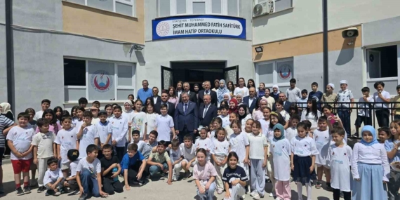 TÜGVA Eskişehir Yaz Okulu’na Vali Yılmaz’dan anlamlı ziyaret