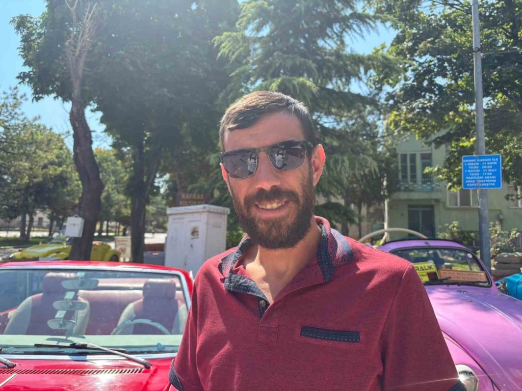 Miras kalan hobisiyle 15 yıldır eskiyi yâd ettiriyor