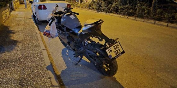 Alkollü sürücünün kullandığı motosiklet kaza yaptı: 2 yaralı