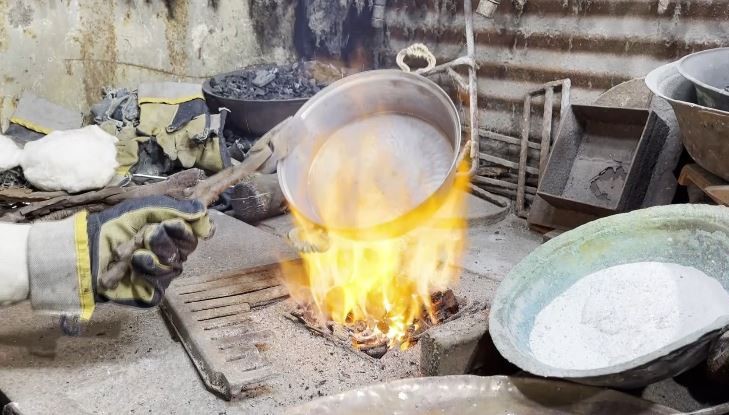 Ateşin başında geçen yarım asır