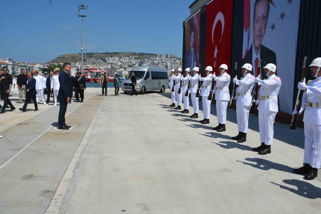 Bakan Çiftçi Sinop’ta 525 milyon TL’lik yatırımları açtı: "Devlet vatandaşına daha hızlı ulaşacak"