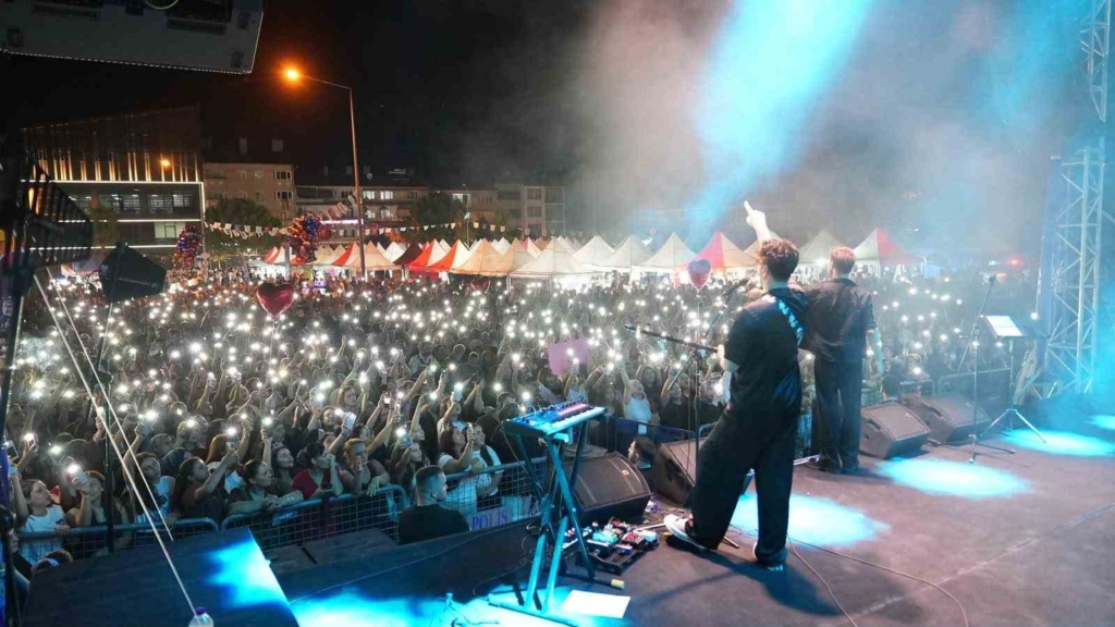 Gürsu’da 28. Armut Festivali coşkuyla sona erdi