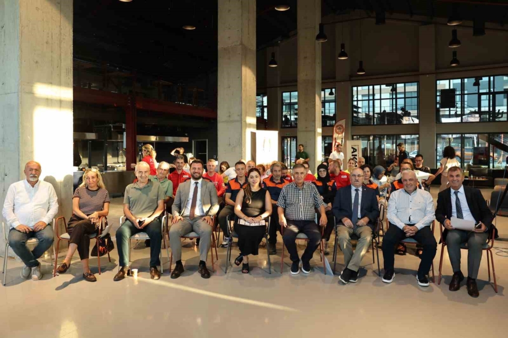 Nilüfer’de Prof. Dr. Okan Tüysüz’den deprem uyarıları