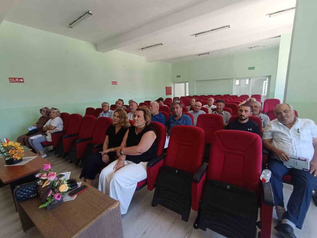 Kaçak yapılaşmaya karşı muhtarlara eğitim