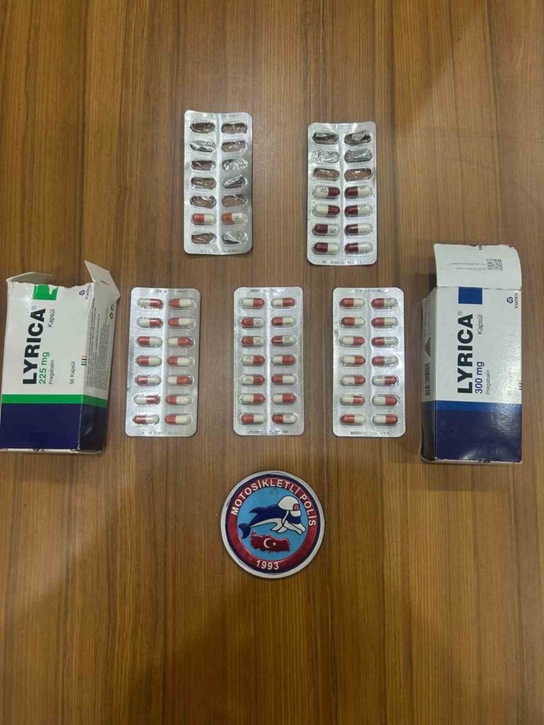 Polis aranan 24 kişiyi yakaladı