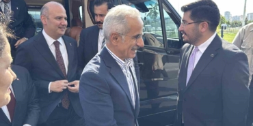 Bakan Uraloğlu, Kayseri’de gençlerle buluştu
