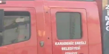 Elektrikli fırından çıkan yangın evi kullanılamaz hale getirdi