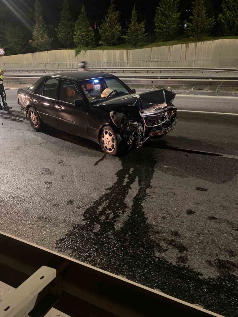 Eskişehir’de iki otomobil çarpıştı: 1 yaralı