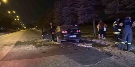 Eskişehir’de seyir halindeki otomobil alev aldı