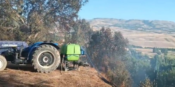 Malatya’da korkutan yangın: 2 ahır ile bir evin çatısı yandı