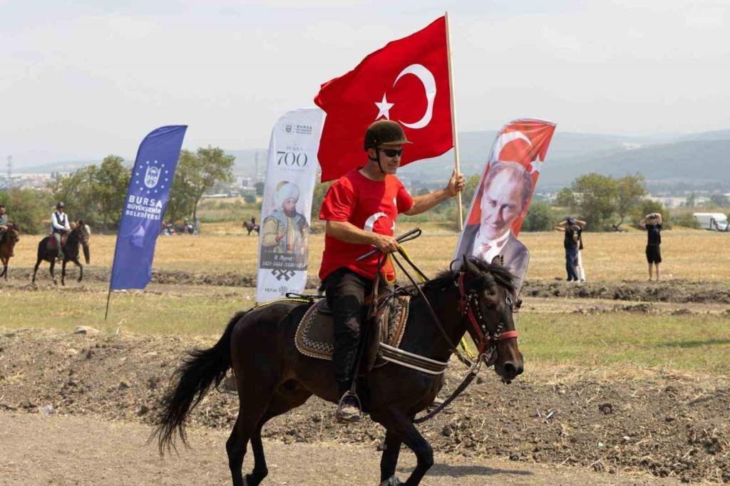 Bursa’da rahvan atları şampiyonluk için koştu