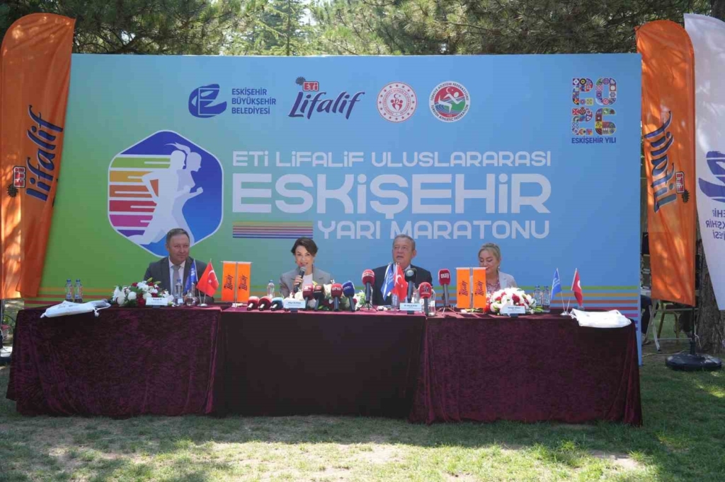 ETİ Lifalif Uluslararası Eskişehir Yarı Maratonu için geri sayım başladı