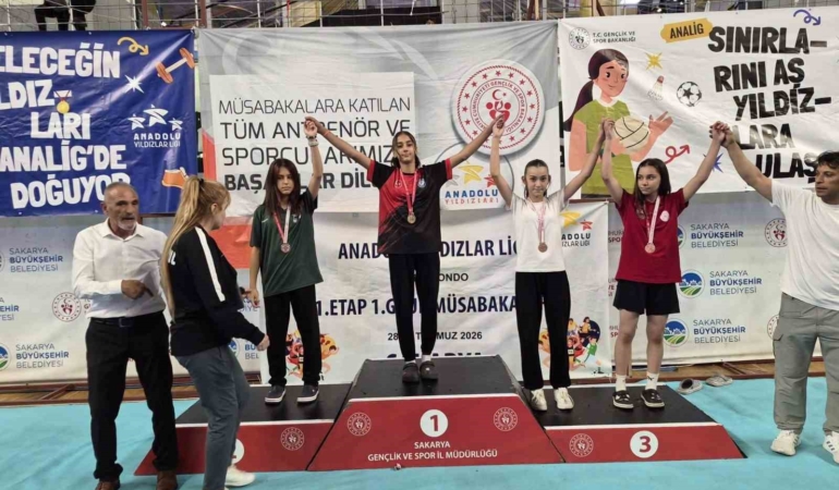 Bilecikli tekvandocu Eslem Çoban Türkiye üçüncüsü oldu