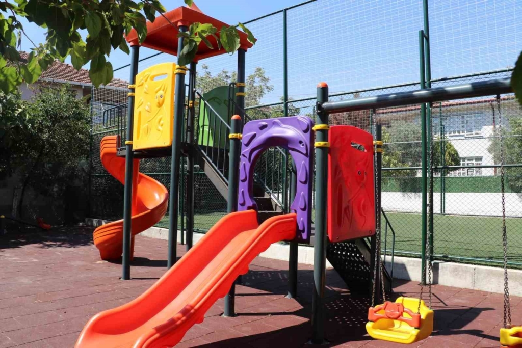 Bilecik’te çocuklara iki yeni oyun alanı